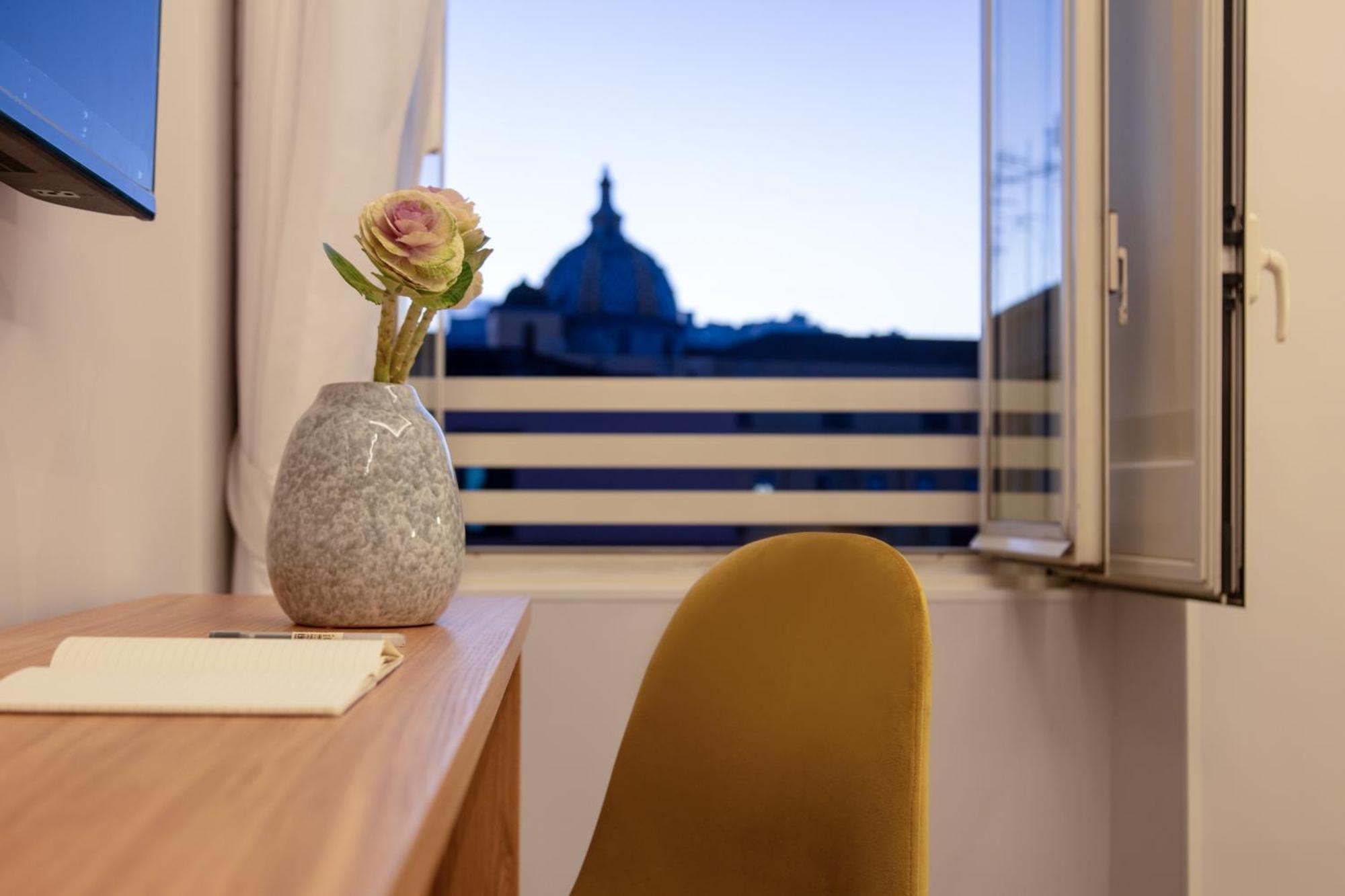 Guest house Main - Duomo Naples